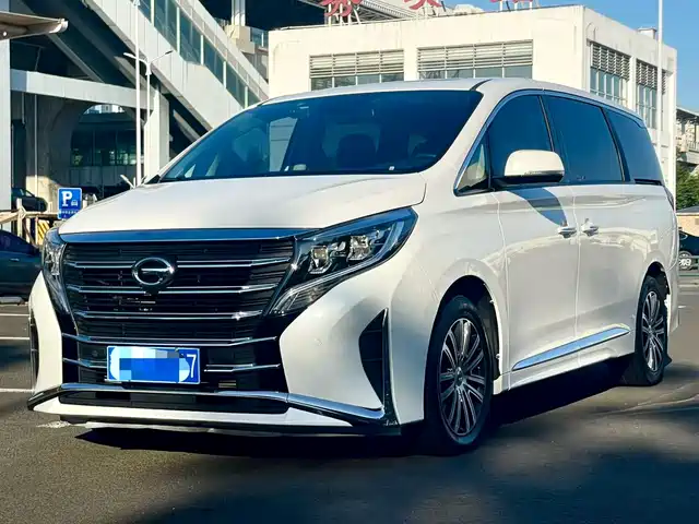 GAC Trumpchi M8