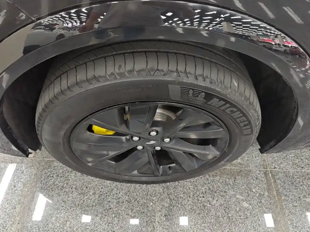 Li Auto Li L7 — миниатюра 23