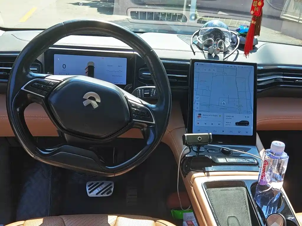 NIO ES8 — миниатюра 10