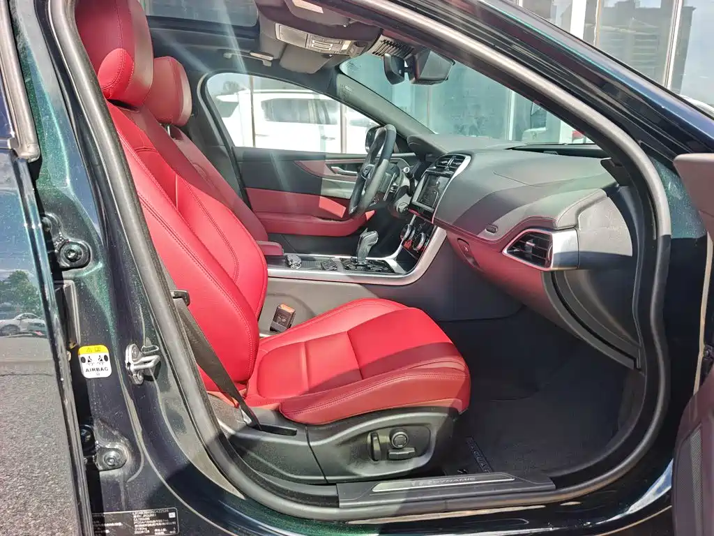 Jaguar XEL — миниатюра 25