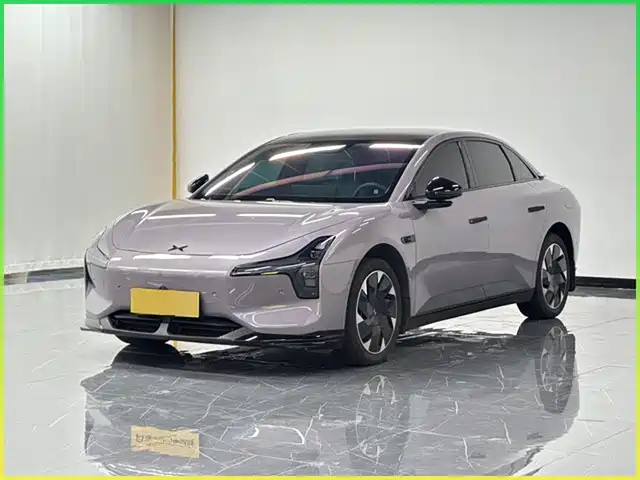 2025 Xpeng Mona M03