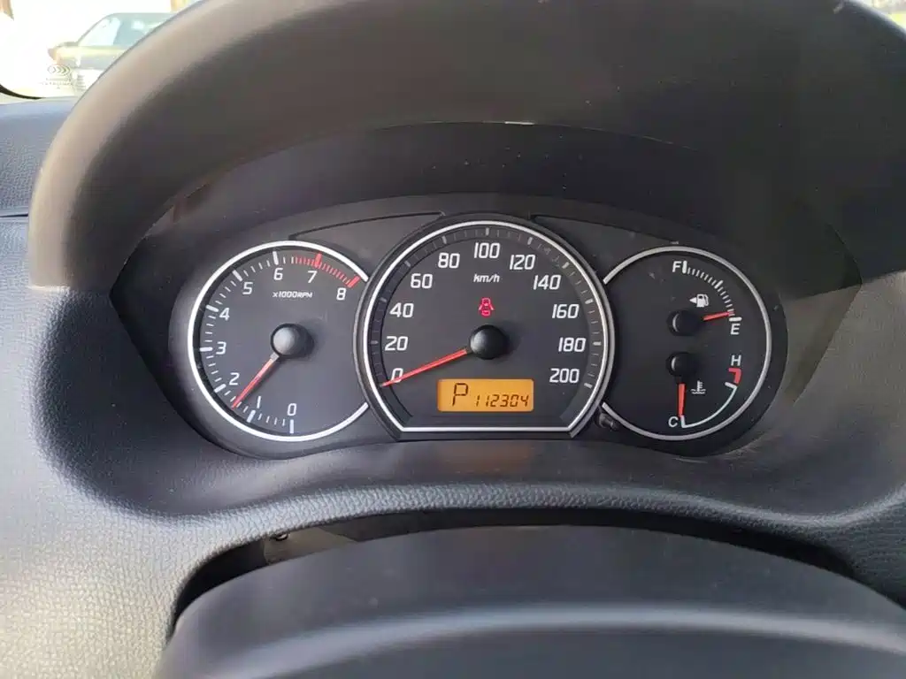 Suzuki Swift — миниатюра 12
