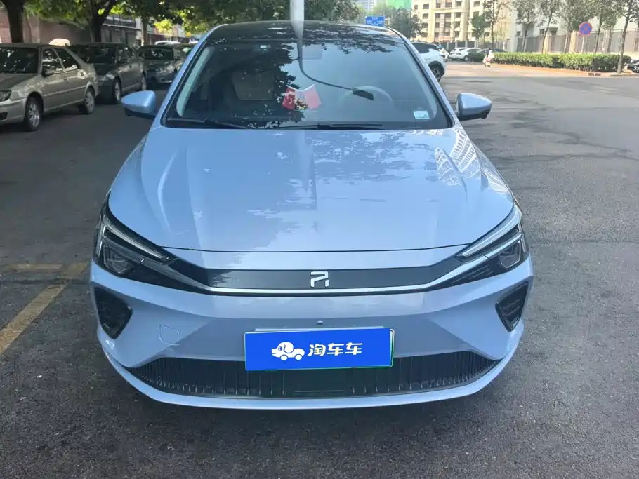Roewe Feifan ER6 — миниатюра 2
