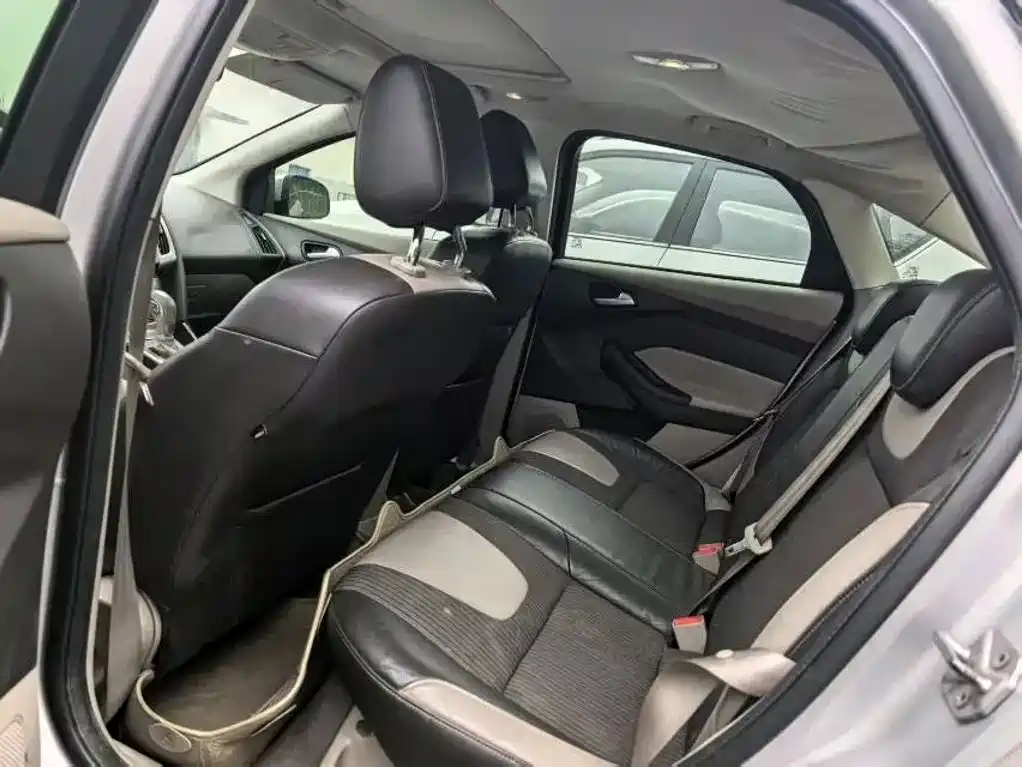 Ford Focus — миниатюра 6