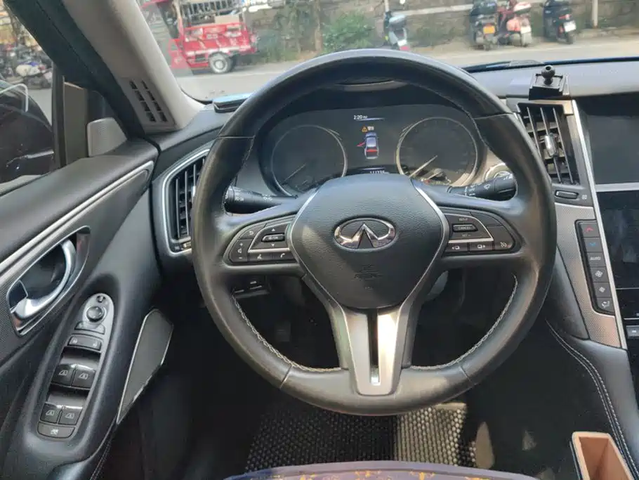 Infiniti Q50L — миниатюра 15