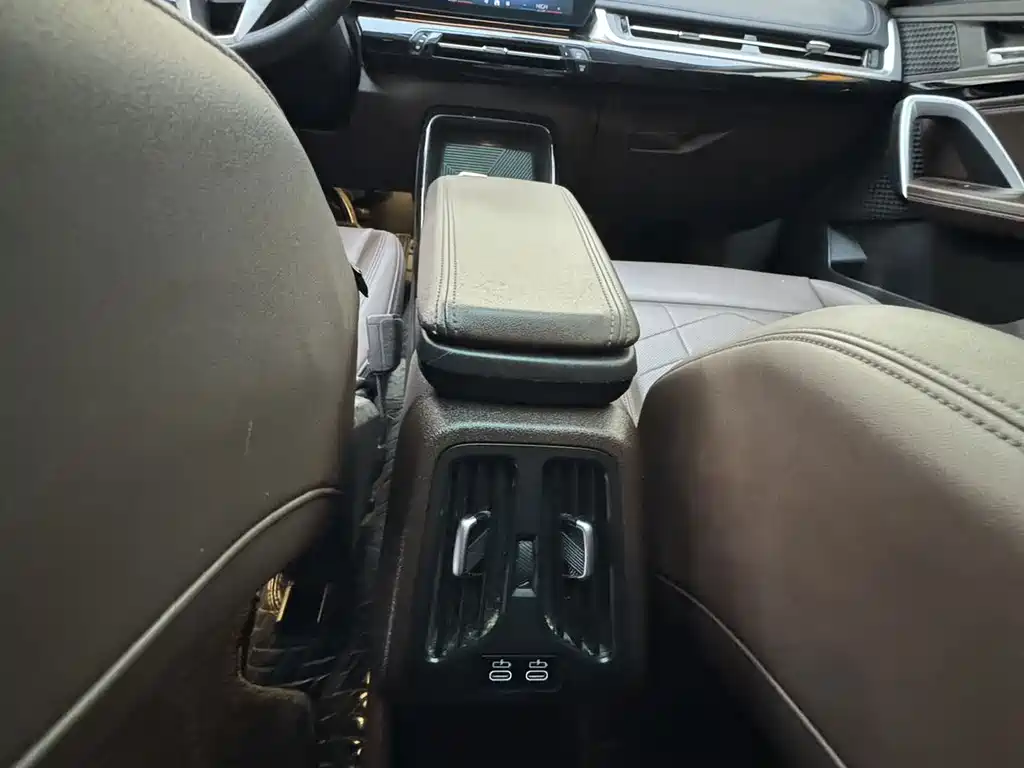 BMW X1 — миниатюра 11