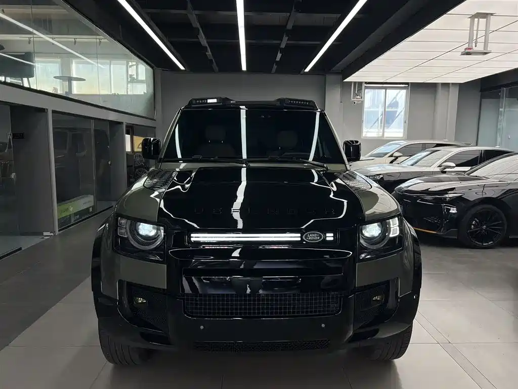 Land Rover Land Rover Defender 2024 110 3.0T P400 X-DYNAMIC HSE