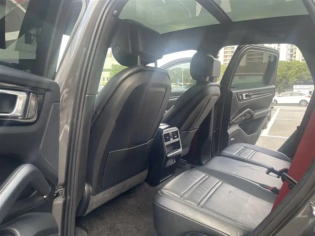 Porsche Cayenne 2019 Cayenne 3.0T