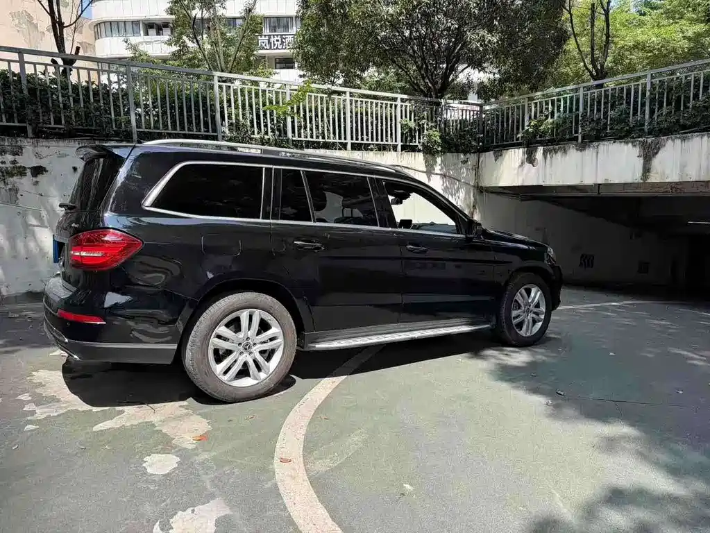 Mercedes-Benz GLS — миниатюра 4