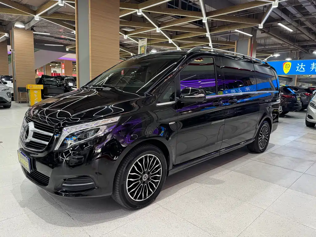 Mercedes-Benz V-Class — миниатюра 3