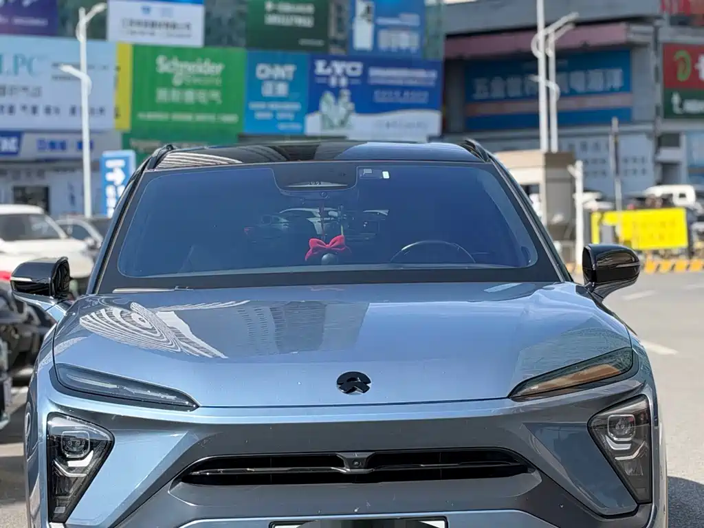 NIO ES6 — миниатюра 2