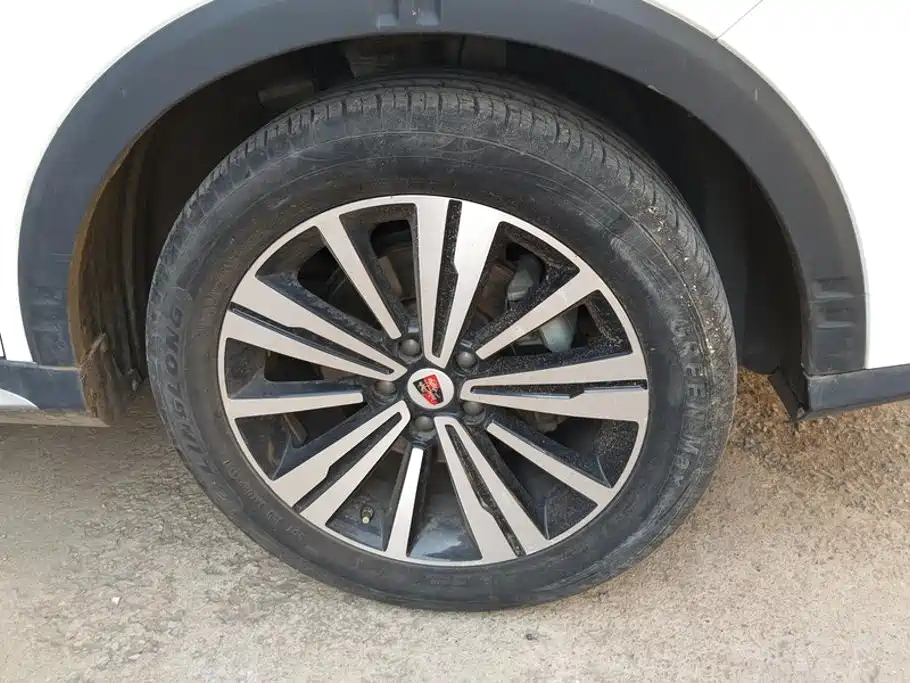 Roewe RX5 — миниатюра 6