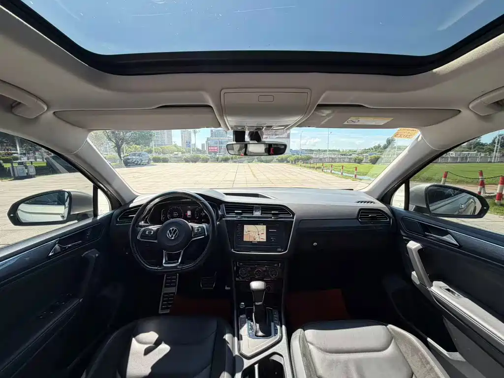 Volkswagen Tiguan L — миниатюра 6
