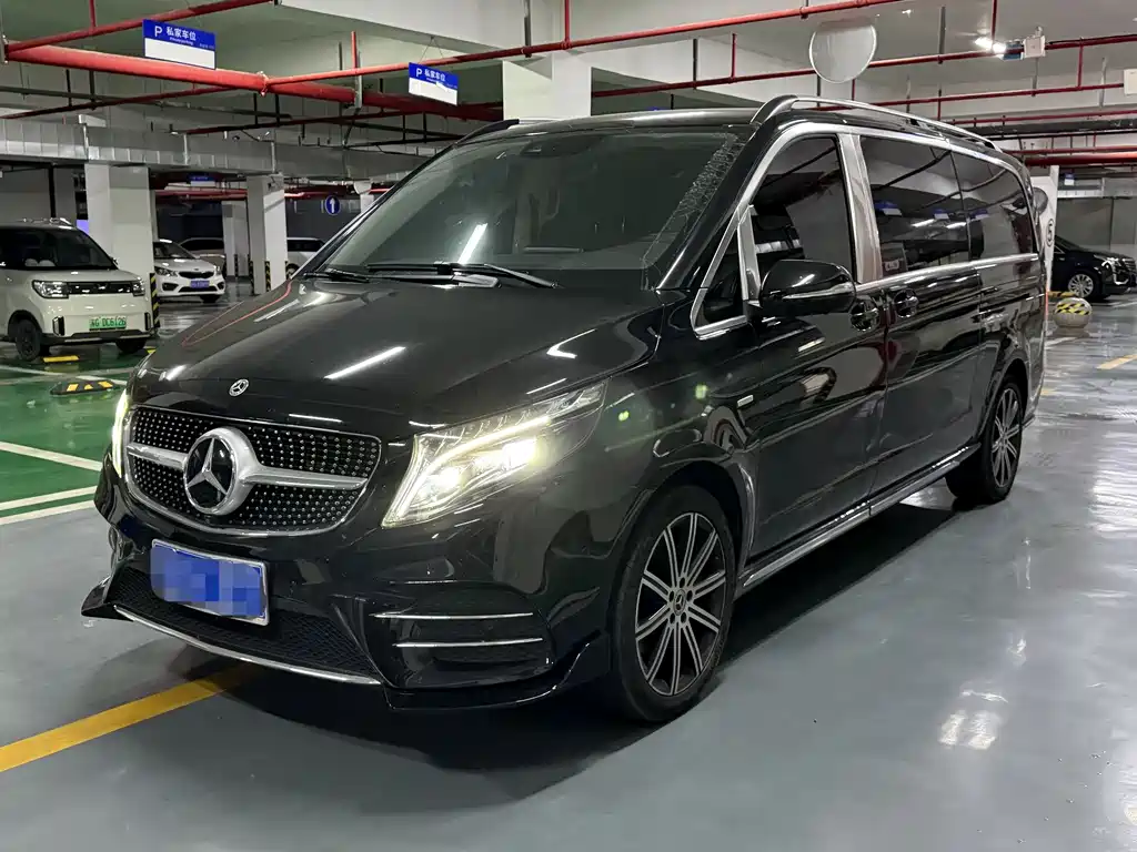 Mercedes-Benz V-Class 2024