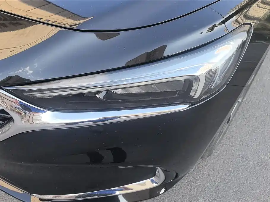 Buick LaCrosse 2022 652T Luxury