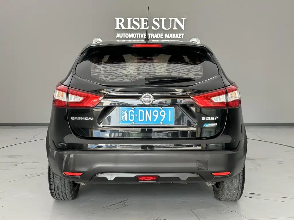 Nissan Qashqai — миниатюра 9