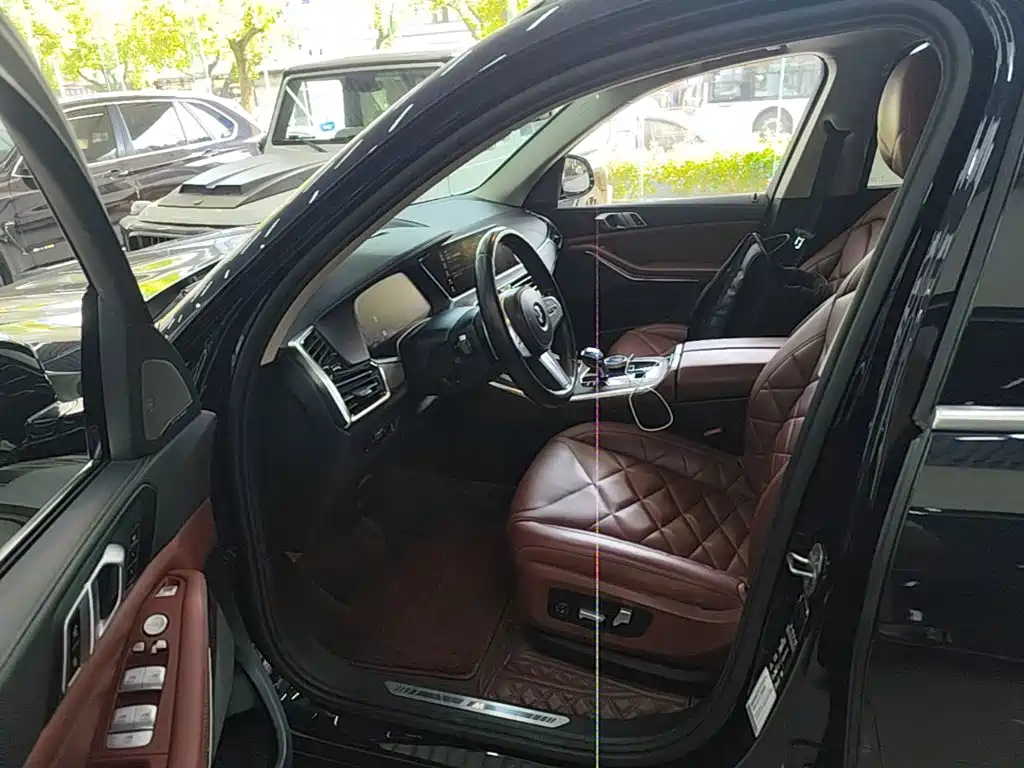 BMW X5 — миниатюра 16