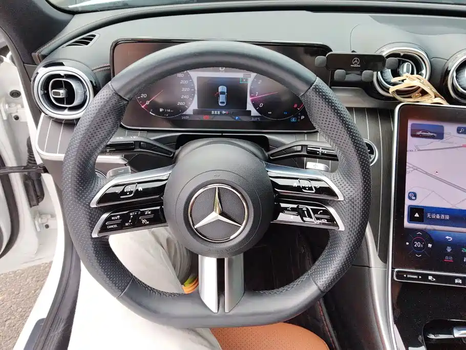 Mercedes-Benz C-Class — миниатюра 14