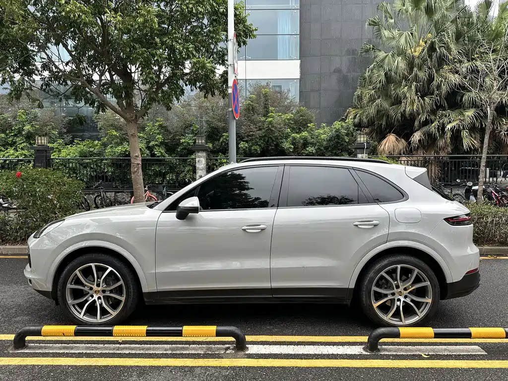 Porsche Cayenne 2022 Cayenne E-Hybrid 2.0T