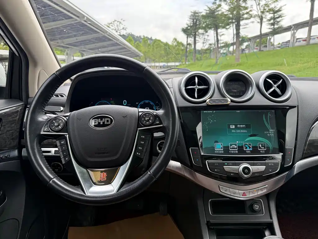 BYD Tang New Energy — миниатюра 8