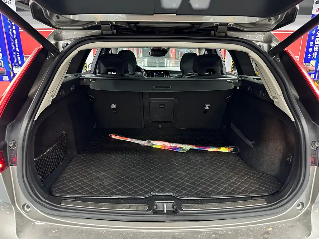 Volvo V60 — миниатюра 14