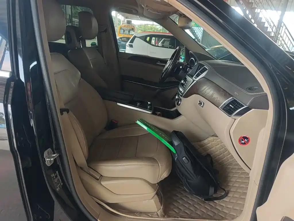 Mercedes-Benz GL-Class — миниатюра 25