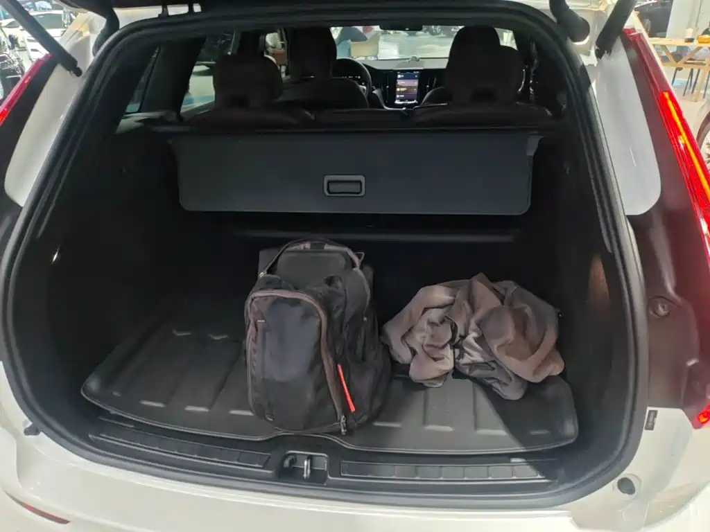 Volvo XC60 — миниатюра 19