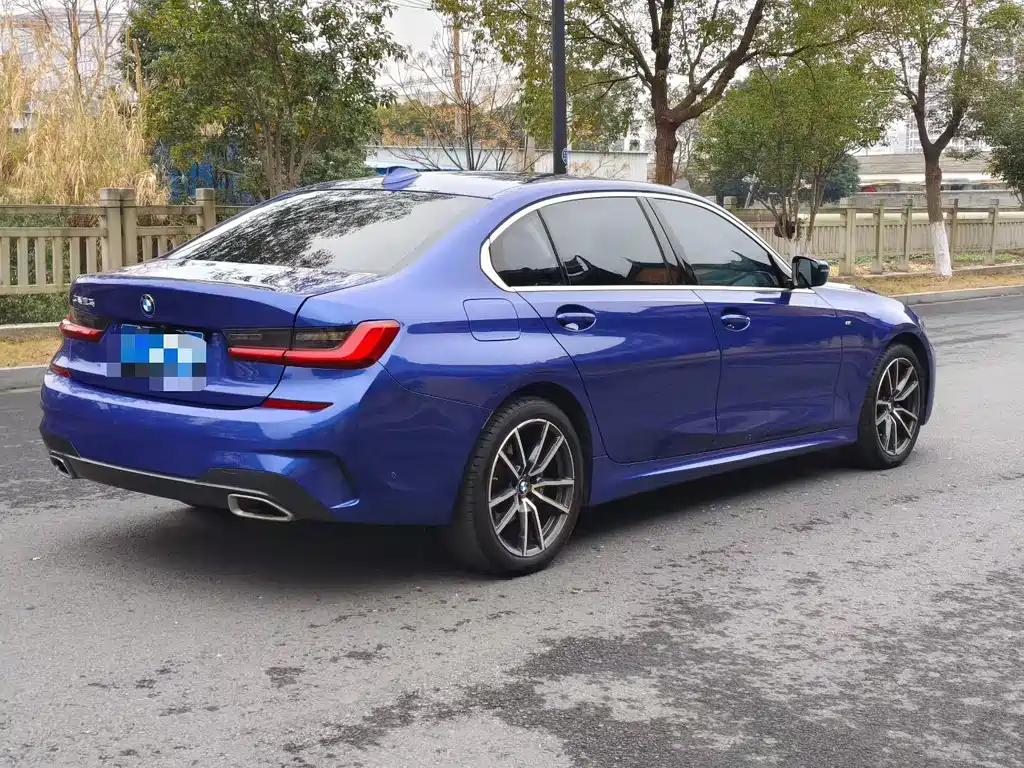 BMW 3 Series — миниатюра 9