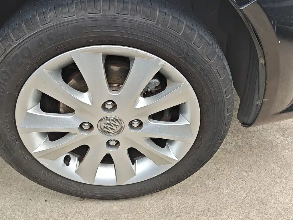 Buick Excelle — миниатюра 6
