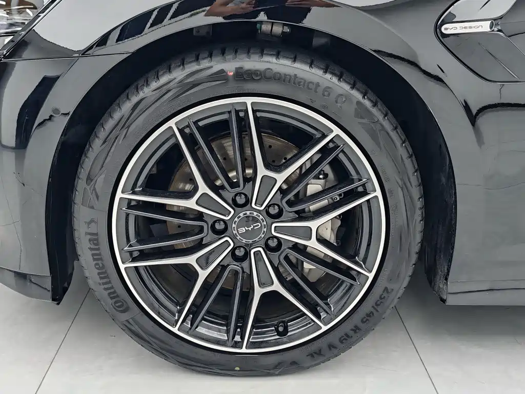 BYD Seal — миниатюра 8