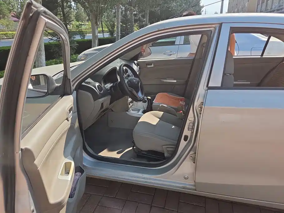 Changan V3 — миниатюра 9