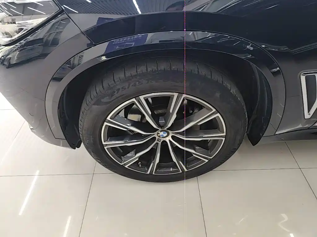 BMW X5 — миниатюра 23
