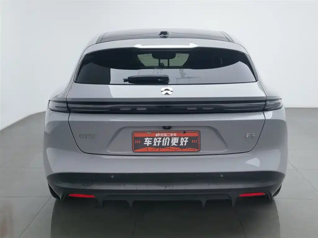 NIO NIO ET5T