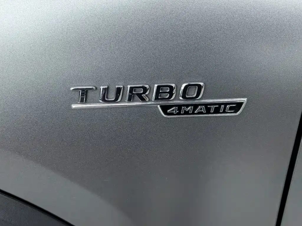 Mercedes-Benz GLA AMG — миниатюра 10