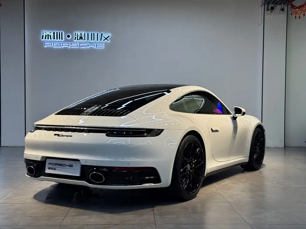 Porsche 911 2022 Carrera 3.0T