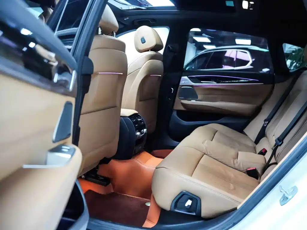 BMW 6 Series GT — миниатюра 5