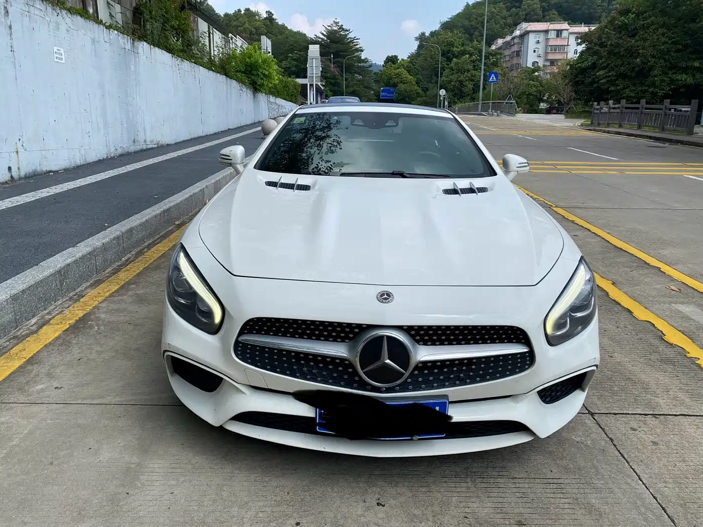 Mercedes-Benz SL-Class