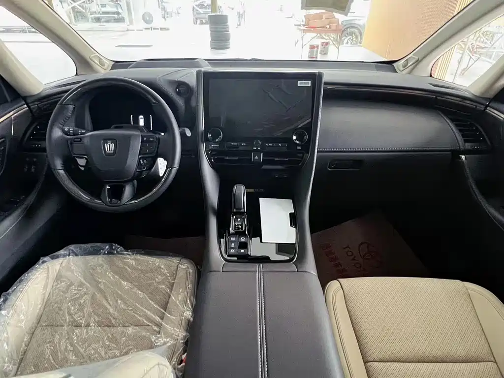 Toyota Vellfire 2024 2.5L Executive