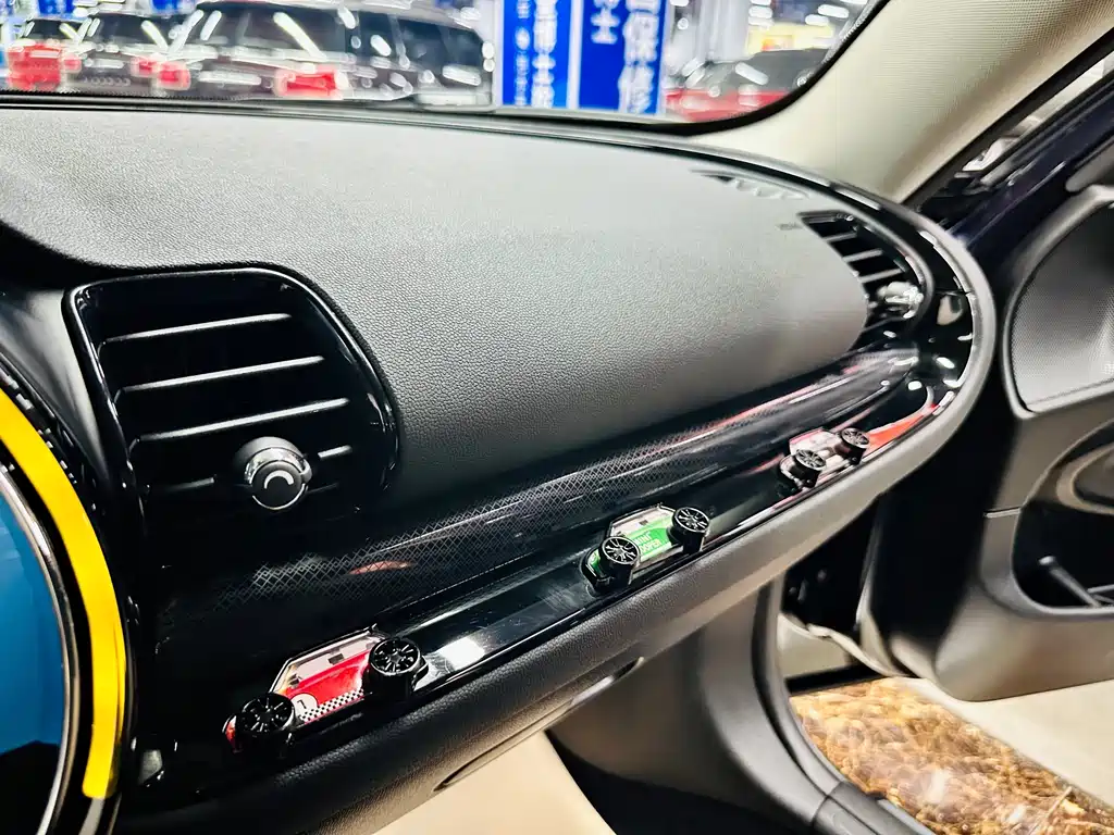 MINI Mini Clubman — миниатюра 38