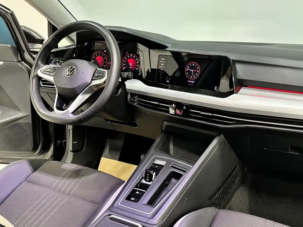 Volkswagen Golf — миниатюра 6