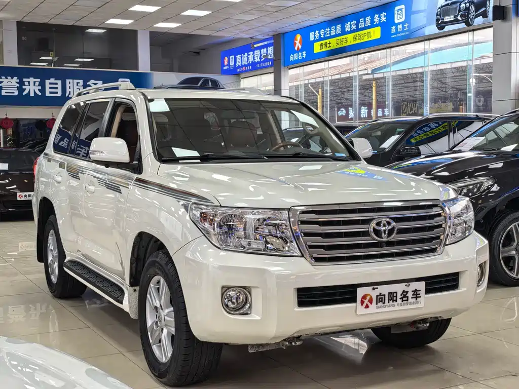 Toyota Land Cruiser — миниатюра 3