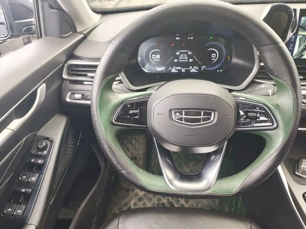 Geely Emgrand — миниатюра 6