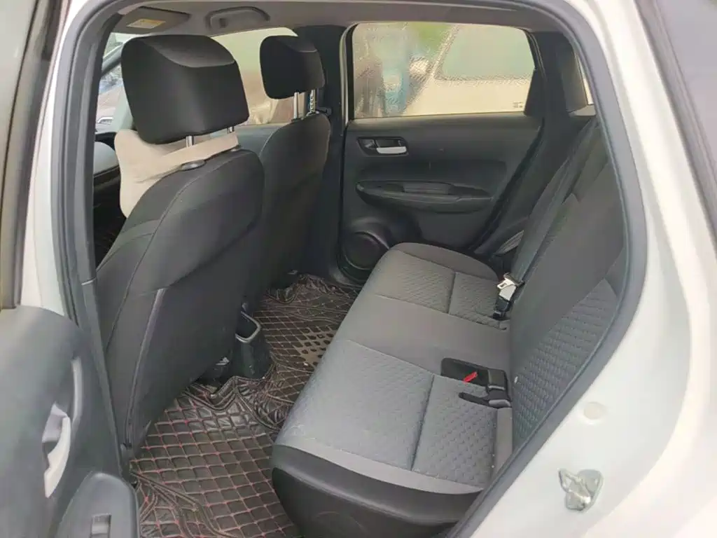 Honda Fit — миниатюра 17