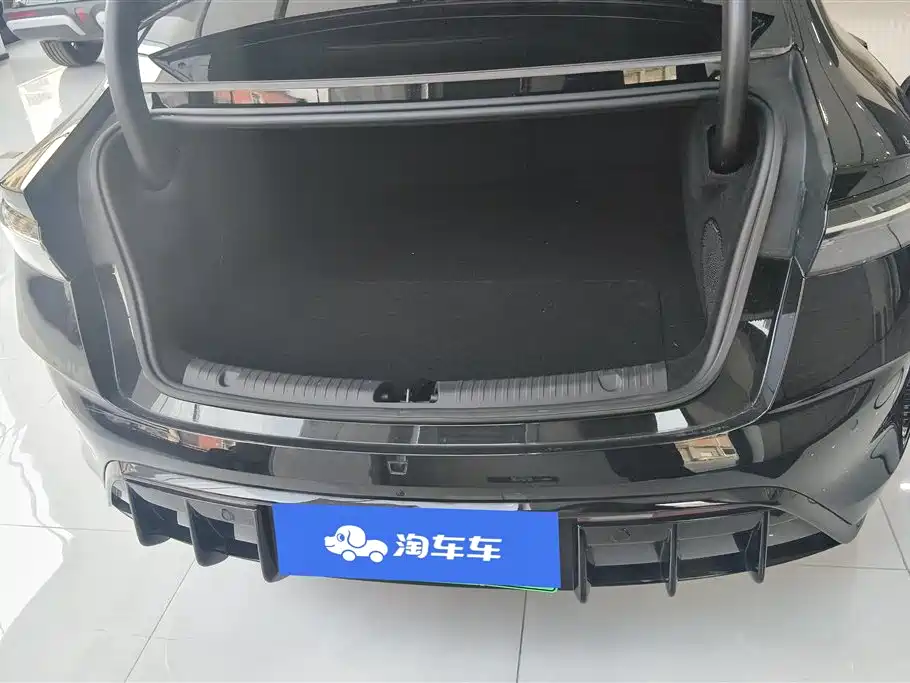 BYD SEAL