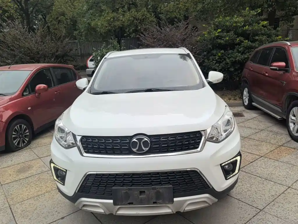 BAIC Senova X35 — миниатюра 3