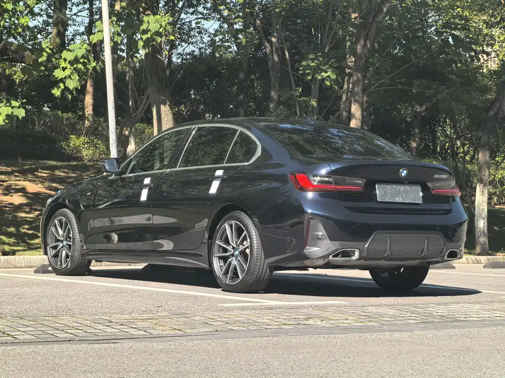 BMW 3 Series — миниатюра 13