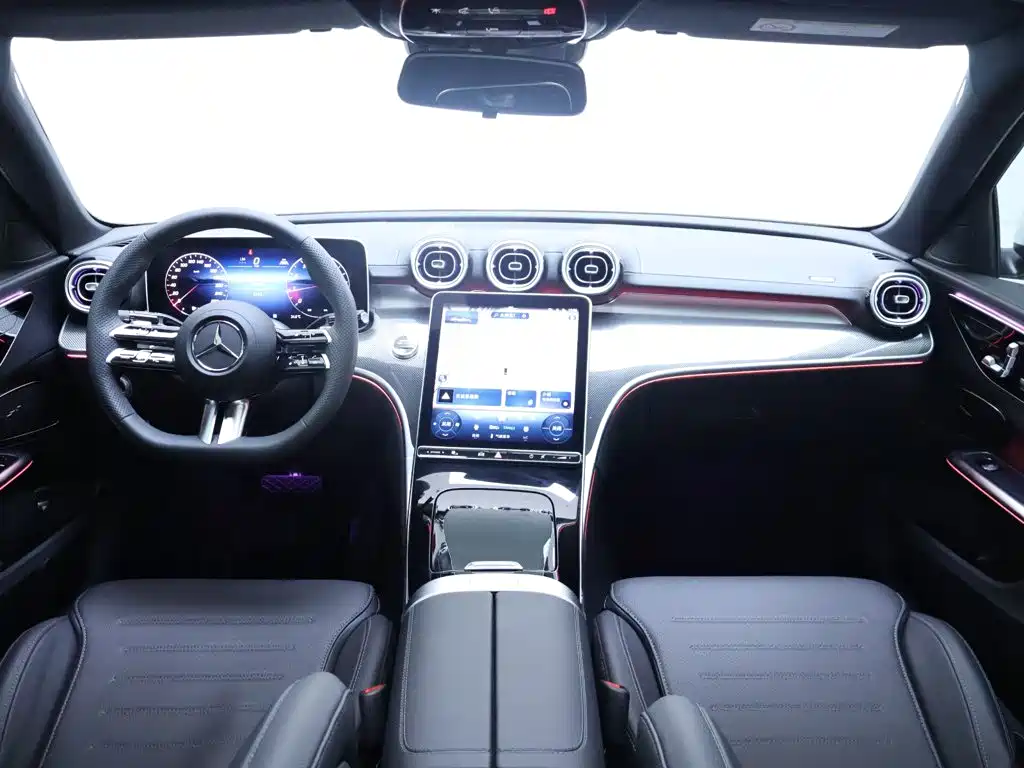 Mercedes-Benz C-Class — миниатюра 13