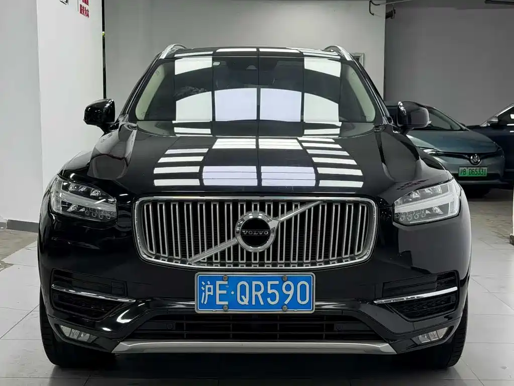 Volvo XC90 — миниатюра 2