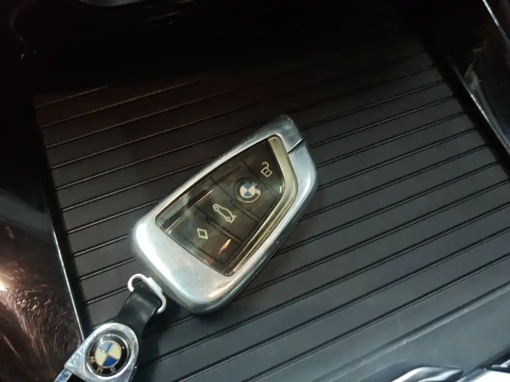 BMW X3 — миниатюра 9