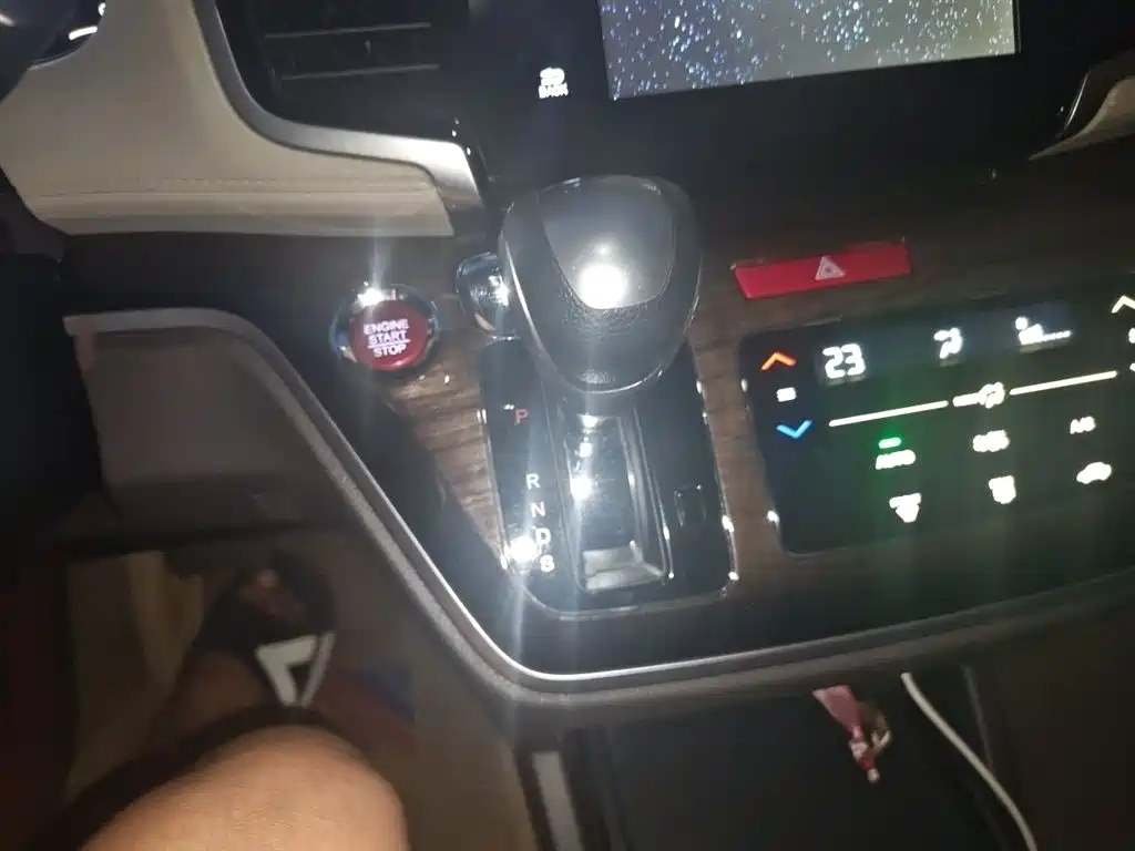 Honda Odyssey 2017 2.4L Luxury